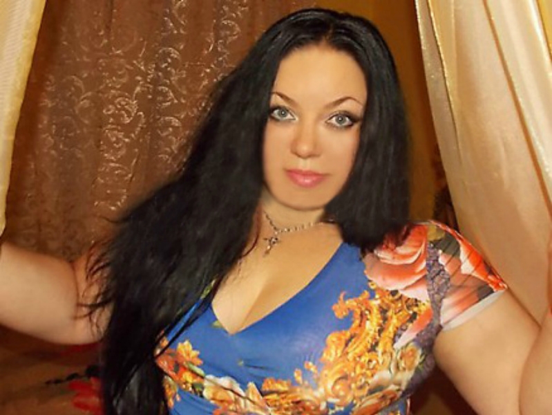 Живу в Москве, готова подарить тебе незабываемые моменты наслаждения. 💋 Моя сексуальность и креативность позволят нам окунуться в мир желаний и фантазий. 🌟
У меня есть множество услуг, которые ты можешь выбрать, чтобы разнообразить наше свидание. 💃 Стриптиз, эротический массаж или игры ролевых персонажей - всё это я сделаю для твоего удовольствия. 😈
Уверяю тебя, что выполняю даже самые скрытые фантазии. 😉Опытные руки и искусный ротик приведут тебя к нирване. 😌
Я принимаю незабываемые моменты с джентльменами, поэтому у меня много положительных отзывов. 🌟 Я одеваюсь стильно, сексапильно, чтобы привлечь твоё внимание. Раскрывающиеся в фото мои формы доказывают, что не станешь разочарован моей внешностью. 😍
Расставь свои приоритеты и отправляйся в путешествие по нашим эротическим фантазиям - встретимся в Москве. 💫 Алена